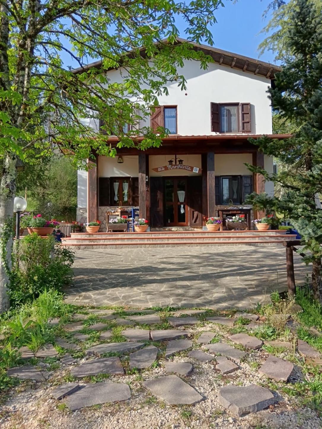 Bed And Breakfast Margherita & Home Restaurant Gerano エクステリア 写真